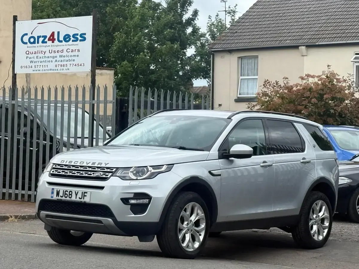 Used Land Rover Discovery 5 HSE 2018 Silver SUV