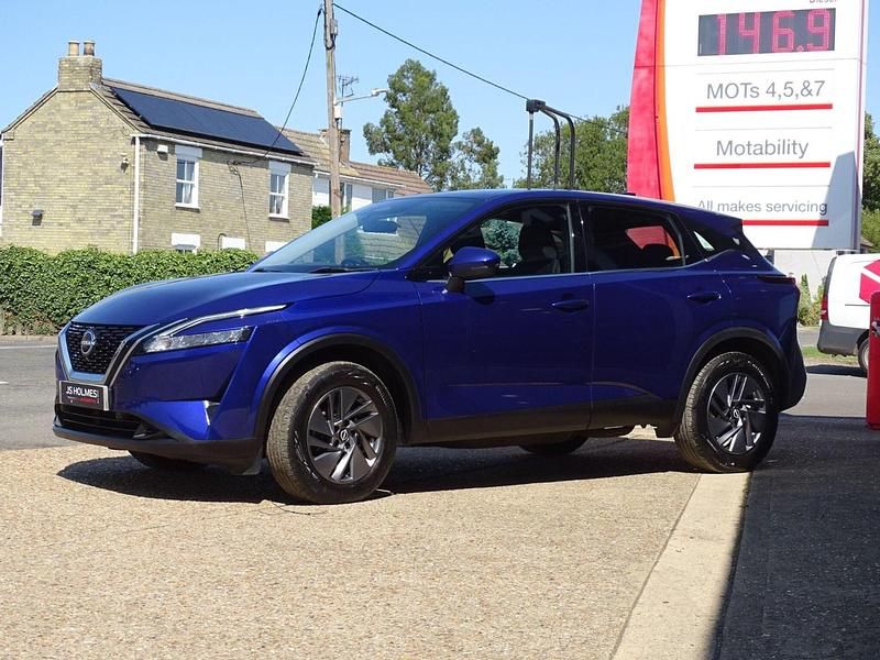 Used Nissan Qashqai Acenta Premium 158 HP (116 kW) 2022 Blue SUV