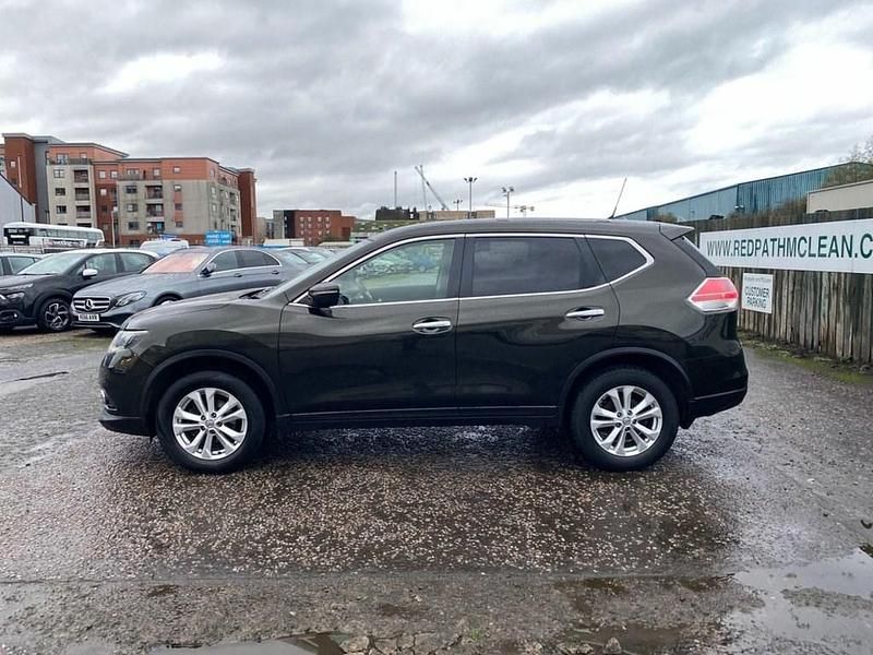 Used Nissan X-Trail Acenta 163 HP (119 kW) 2016 Green SUV