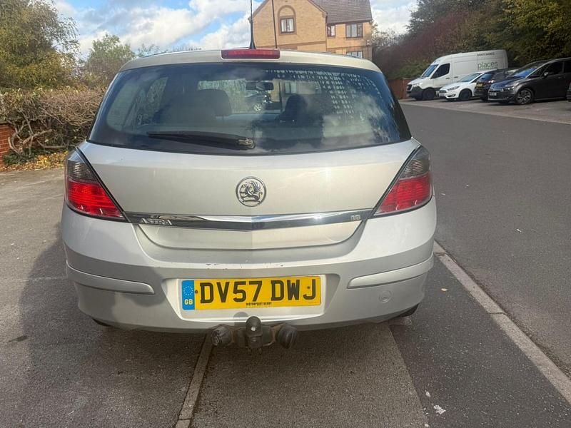 Used Vauxhall Astra Club 2007 Silver Hatchback
