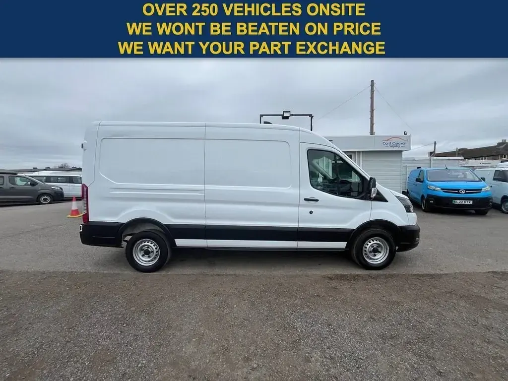 Usado Ford Transit S 105 HP (77 kW) 2022 Branco Van