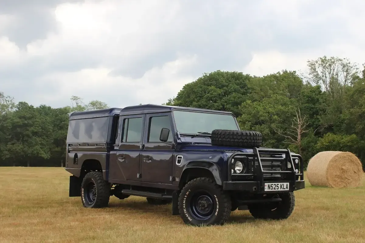 Used Land Rover Defender 1996 Blue