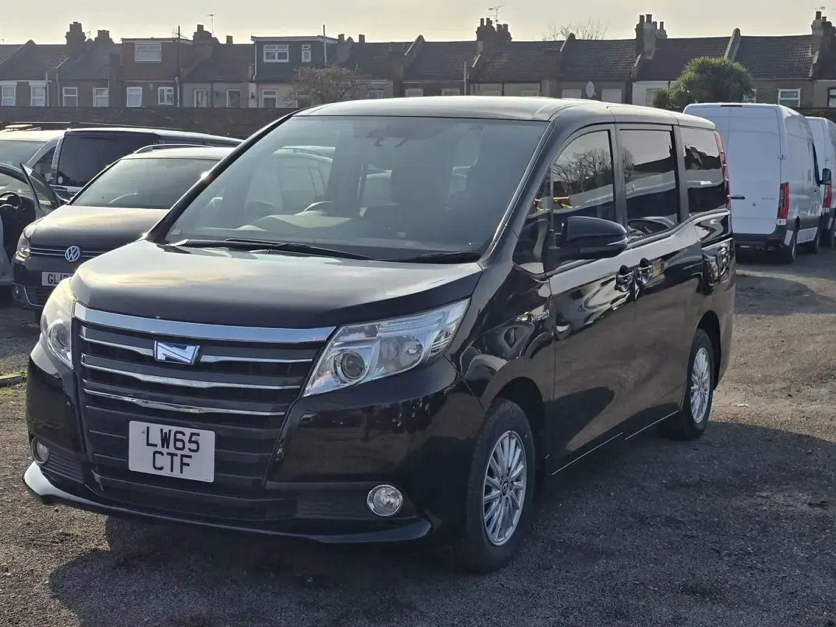 Used Toyota Noah 2016 Black MPV