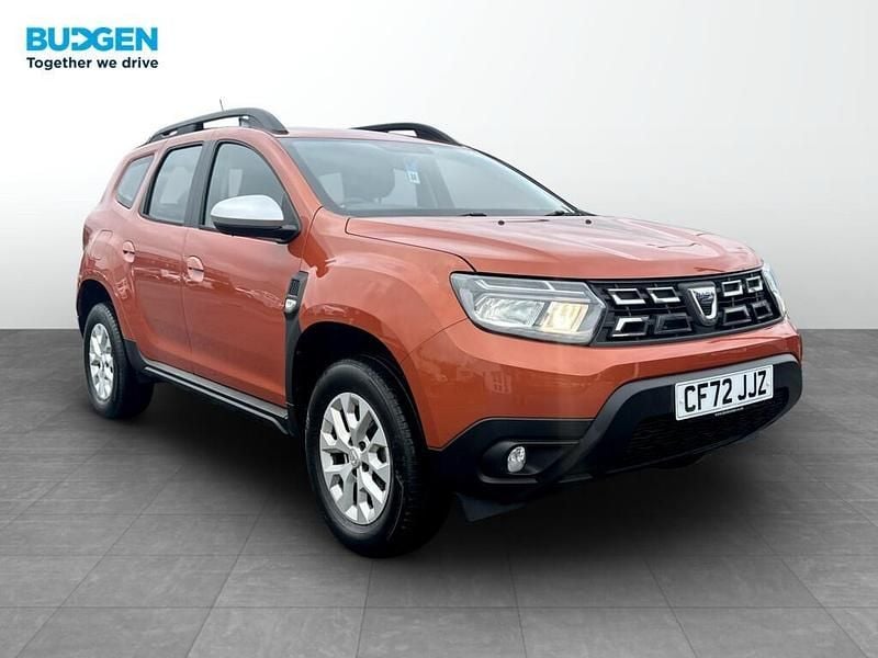 Used Dacia Duster Comfort 90 HP (66 kW) 2023 Orange SUV