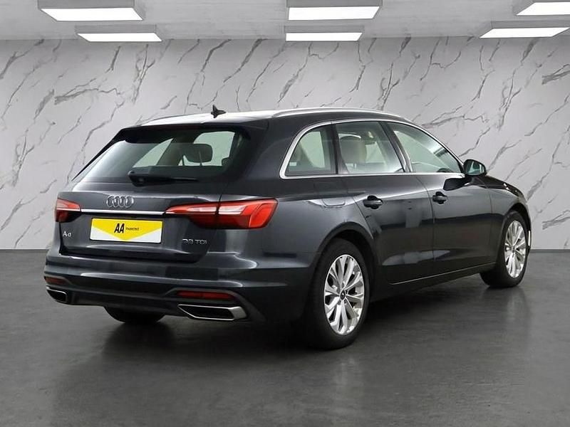 Used Audi A4 Comfort 163 HP (119 kW) 2023 Grey Estate