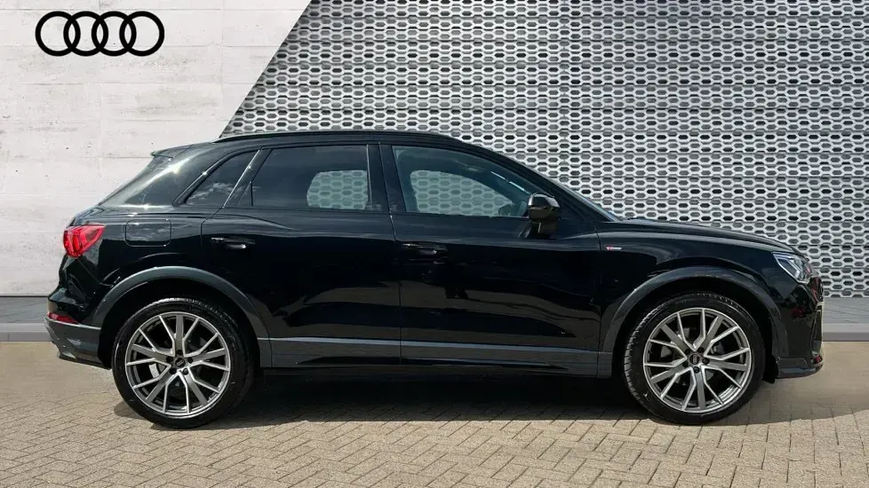 Used Audi Q3 Black Edition 150 HP (110 kW) 2025 Black SUV