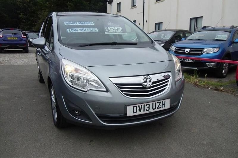 Silver Used 2013 Vauxhall Meriva MPV | £3,995 (A bit pricey) - Image 1/1