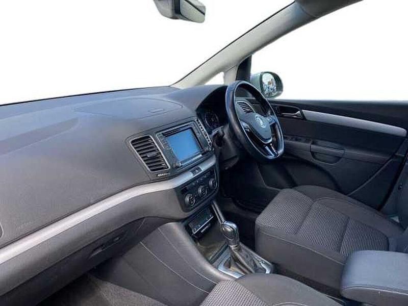 Used VW Sharan SE 150 HP (110 kW) 2021 Silver MPV