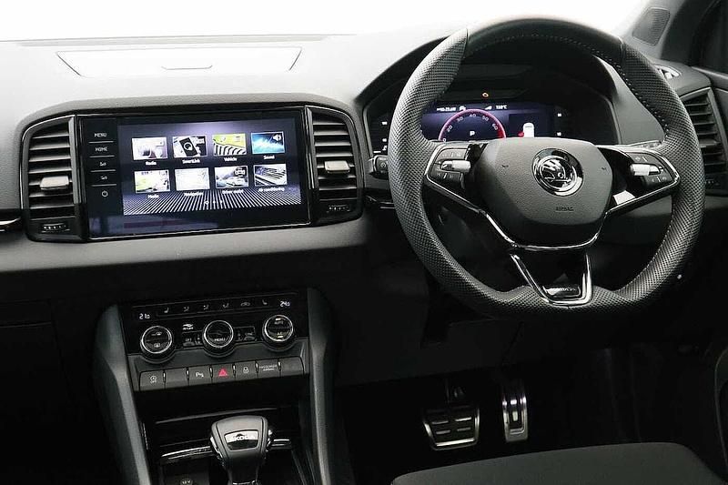 Used Skoda Karoq SportLine 110 HP (80 kW) 2023 Phoenix orange metallic SUV