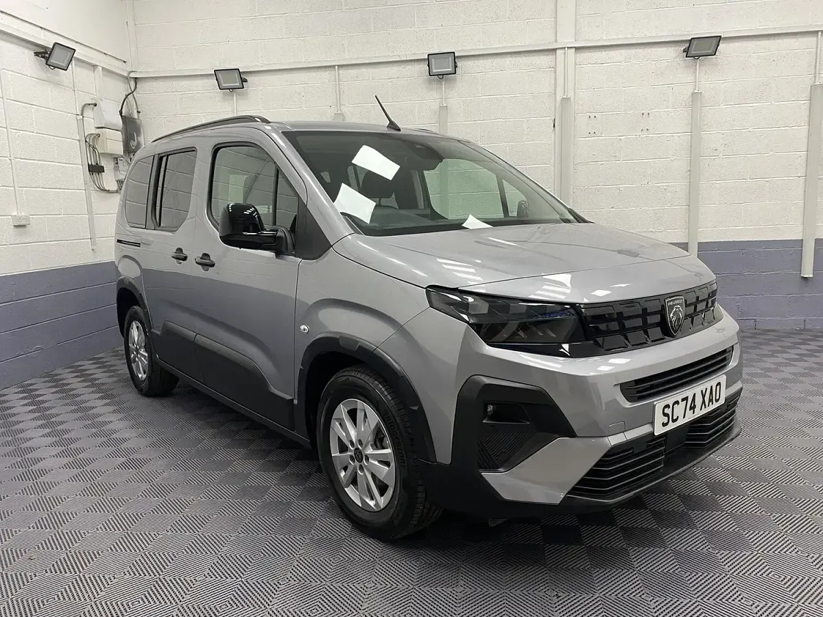 Used Peugeot Rifter Allure 2025 Grey MPV