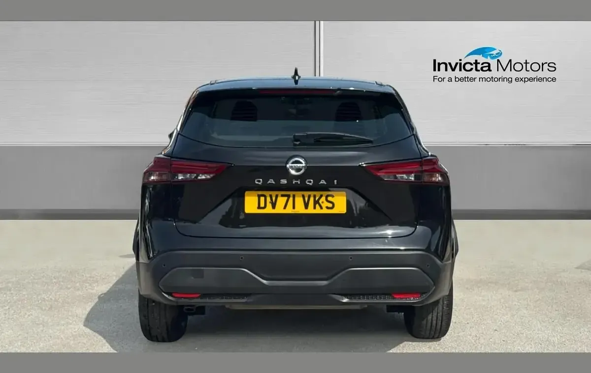 Used Nissan Qashqai Acenta Premium 140 HP (102 kW) 2021 Black SUV