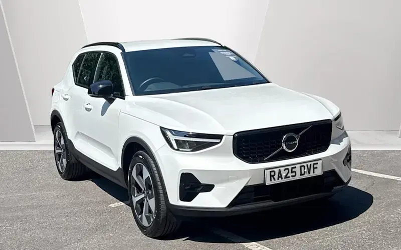 Used Volvo XC40 Plus 197 HP (144 kW) 2025 SUV