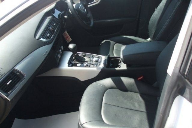 Image 3/4
