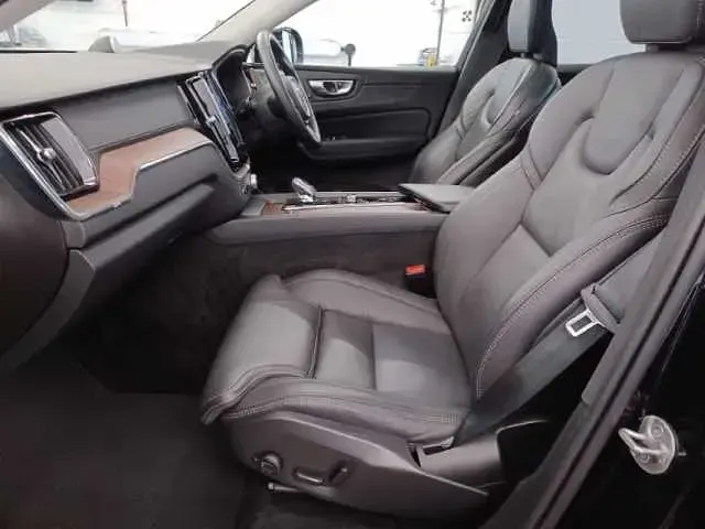 Used Volvo XC60 Ultimate 247 HP (181 kW) 2023 SUV