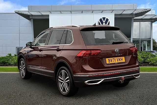 Used VW Tiguan Elegance 150 HP (110 kW) 2021 Bronze SUV