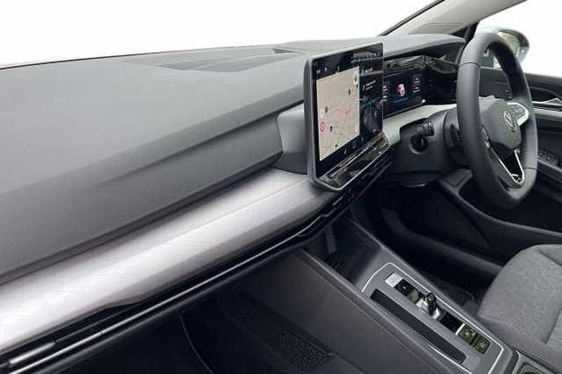 Used VW Golf VIII 150 HP (110 kW) 2025