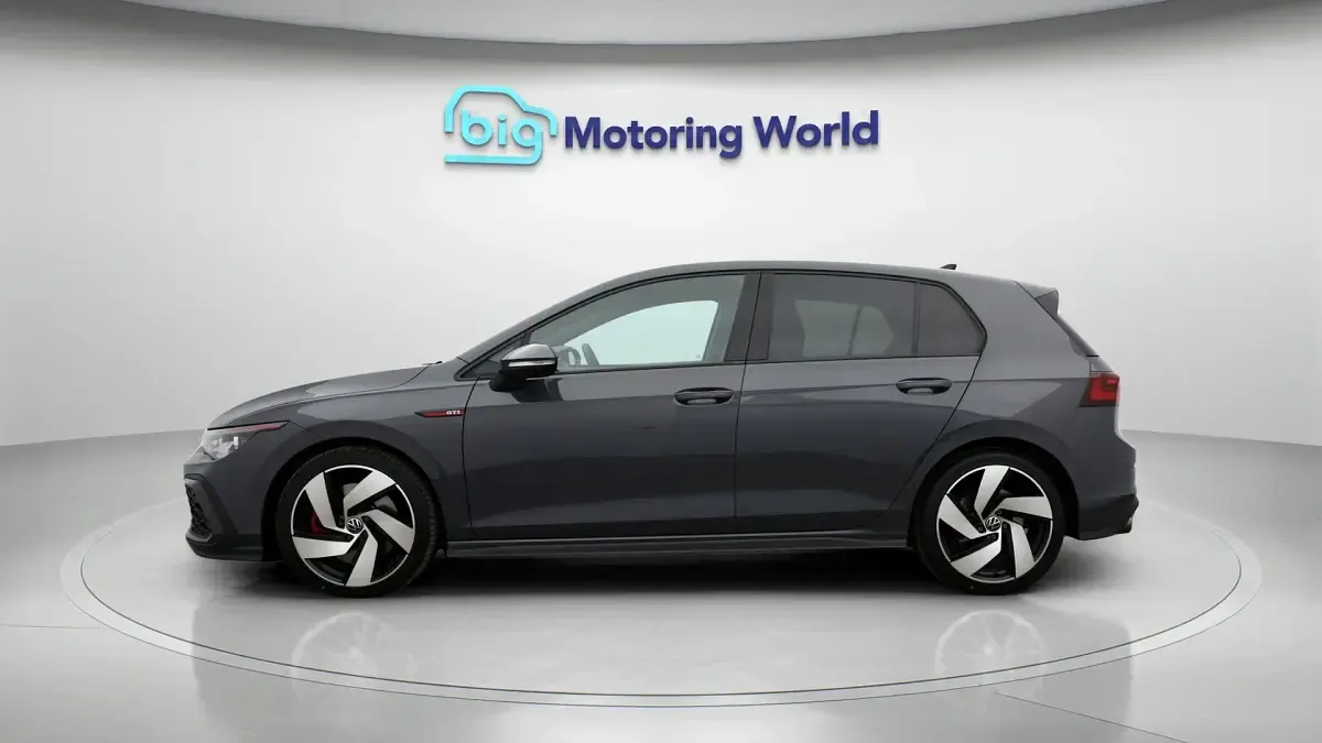 Used VW Golf VIII GTI 245 HP (180 kW) 2023