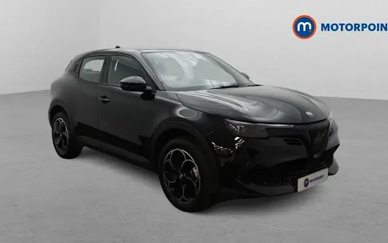 Used Alfa Romeo Junior 145 HP (106 kW) 2025 SUV