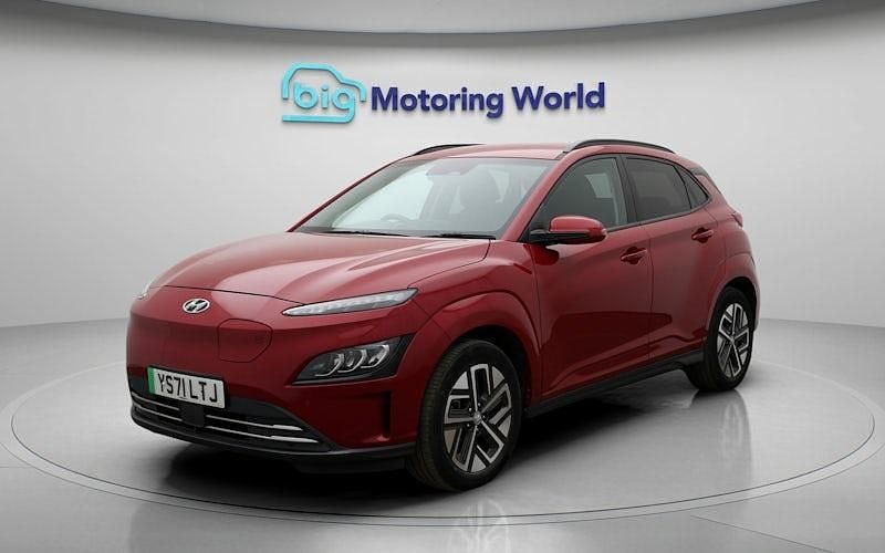 Used Hyundai Kona Premium 150 kW (204 HP) 2022 Red SUV