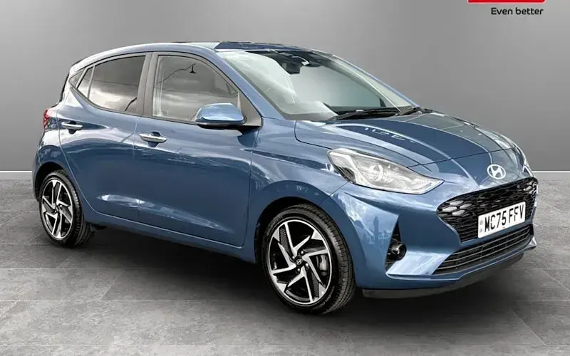 Used Hyundai i10 Premium 79 HP (58 kW) 2025 Hatchback
