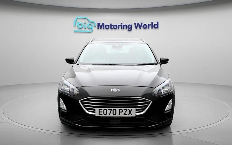 Used Ford Focus Zetec 120 HP (88 kW) 2020 Black Estate
