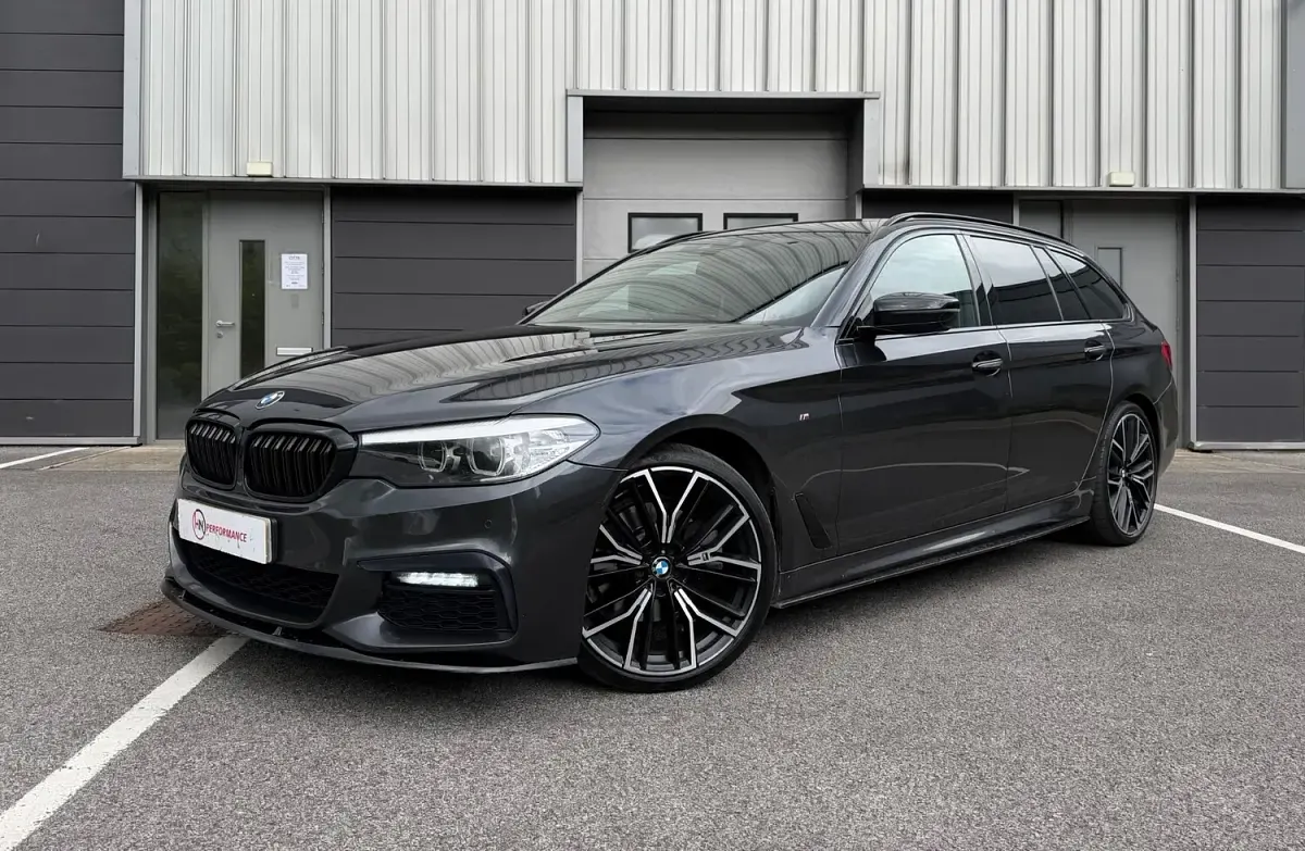 Begagnad BMW 520 M Sport 2018 Grå Kombi