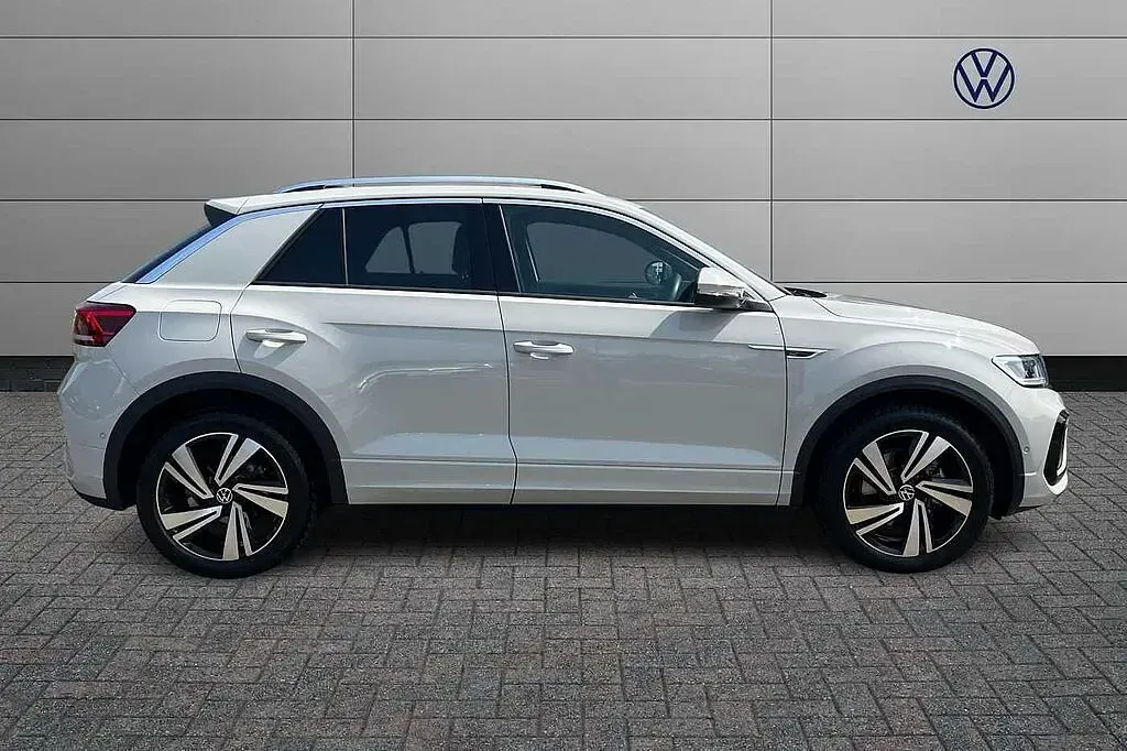 Used VW T-Roc R-line 150 HP (110 kW) 2025 Grey SUV