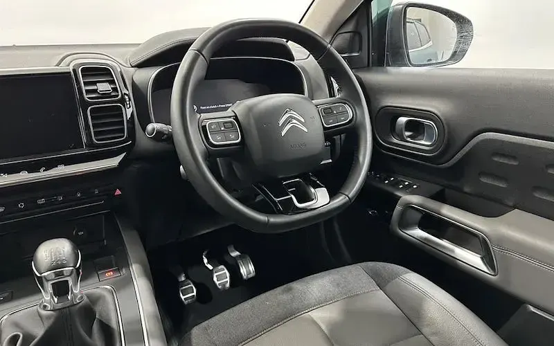 Used Citroën C5 Aircross Shine 131 HP (96 kW) 2021 Blue SUV