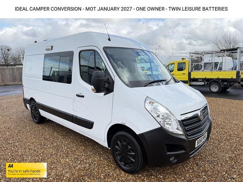 Used Vauxhall Movano 130 HP (95 kW) 2018 White MPV