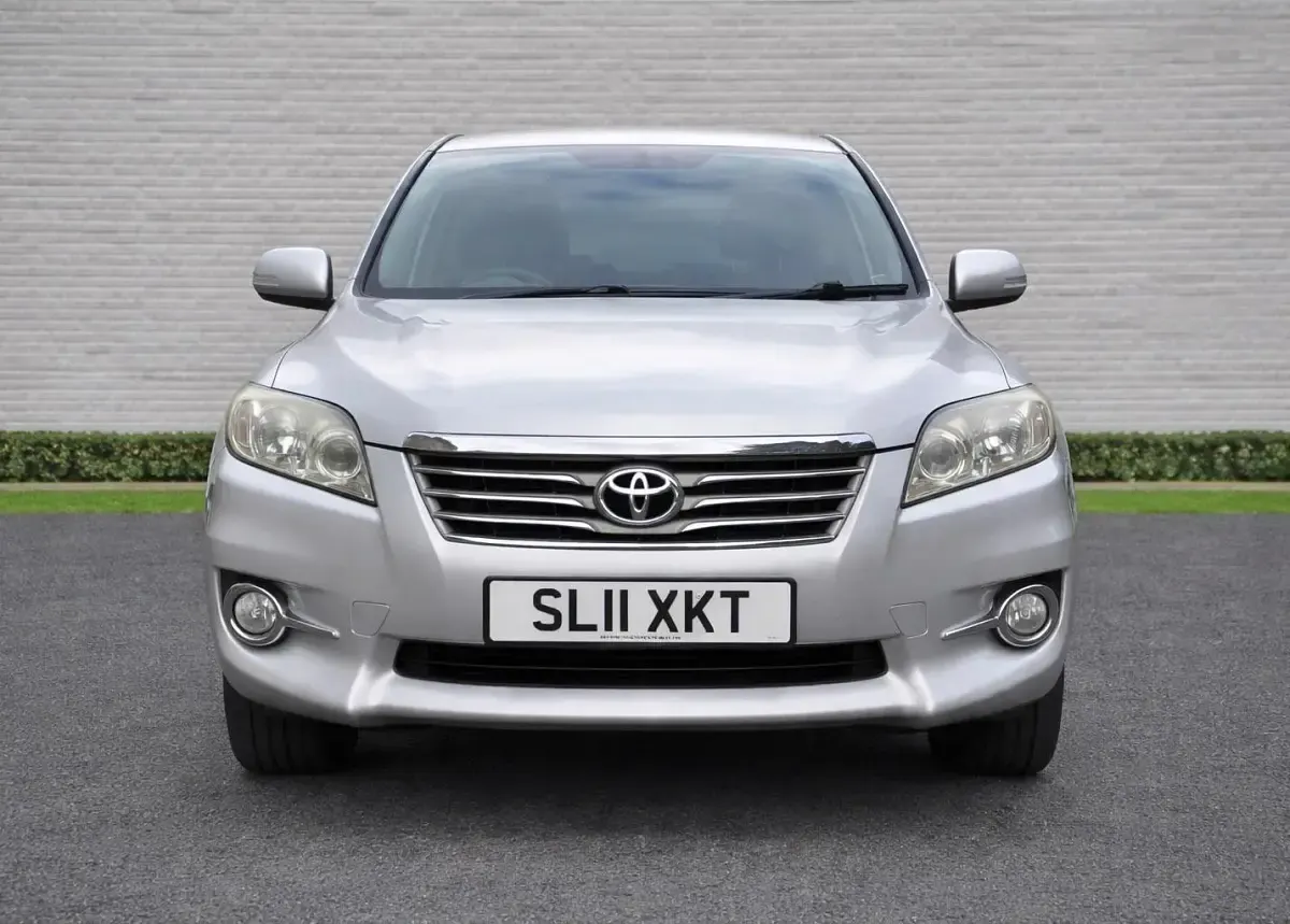 Used Toyota RAV4 2011 Silver SUV