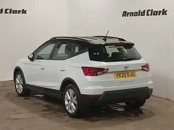 Used Seat Arona SE Technology 95 HP (69 kW) 2020 White SUV