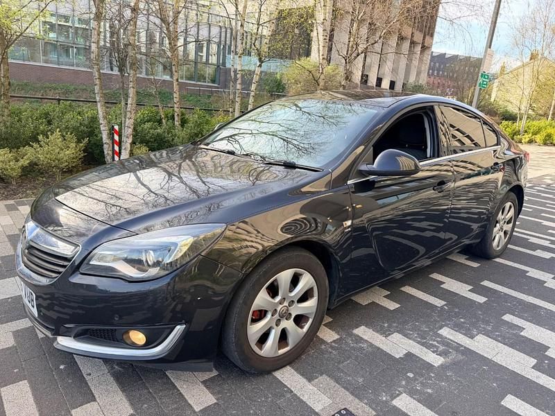 Used Vauxhall Insignia SRi 2016 Black Hatchback