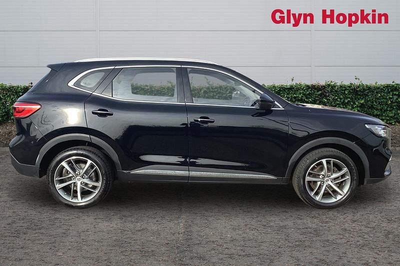 Used MG HS Exclusive 162 HP (119 kW) 2022 Black SUV