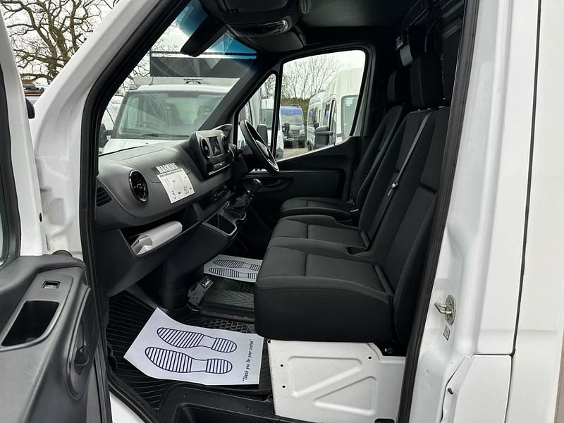 Used Mercedes Sprinter 140 HP (102 kW) 2019 White Van