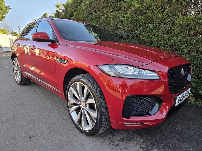 Begagnad Jaguar F-Pace S 300 HK (220 kW) 2016 Röd SUV