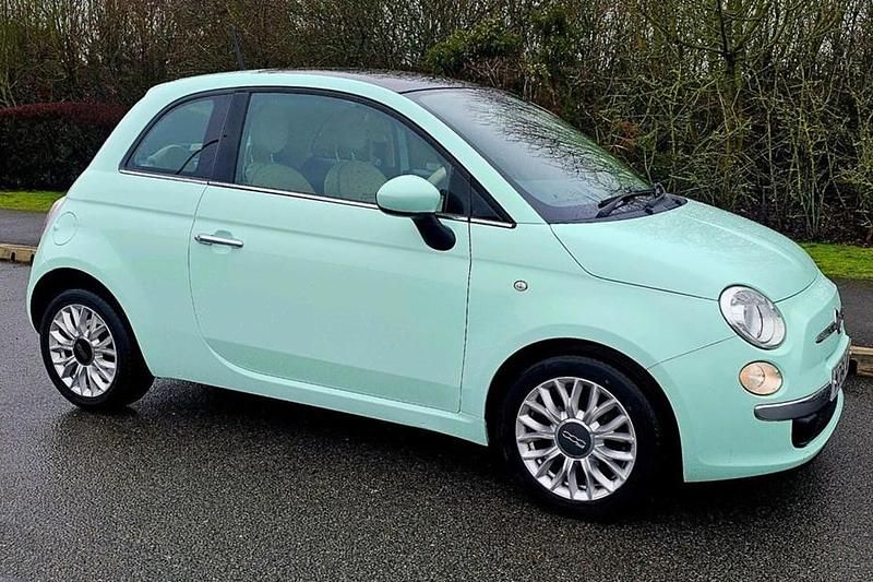 Used Fiat 500 Lounge 69 HP (50 kW) 2015 Green Hatchback