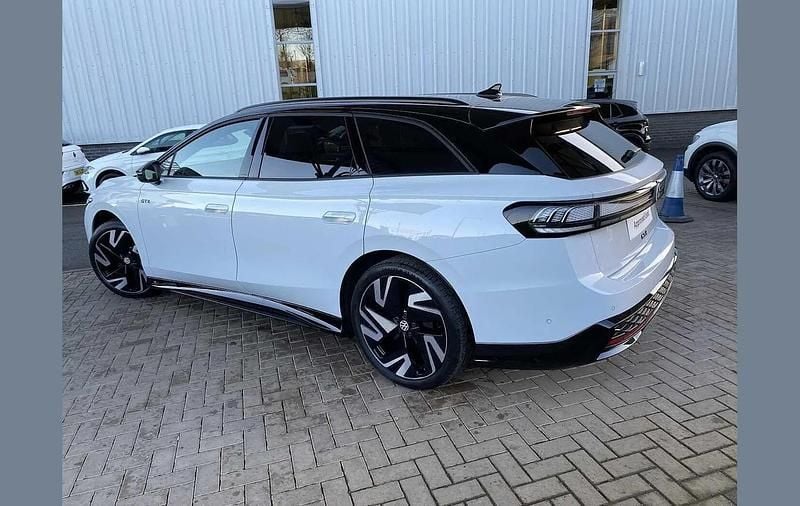 Used VW ID.7 GTX 250 kW (340 HP) 2025 White Estate