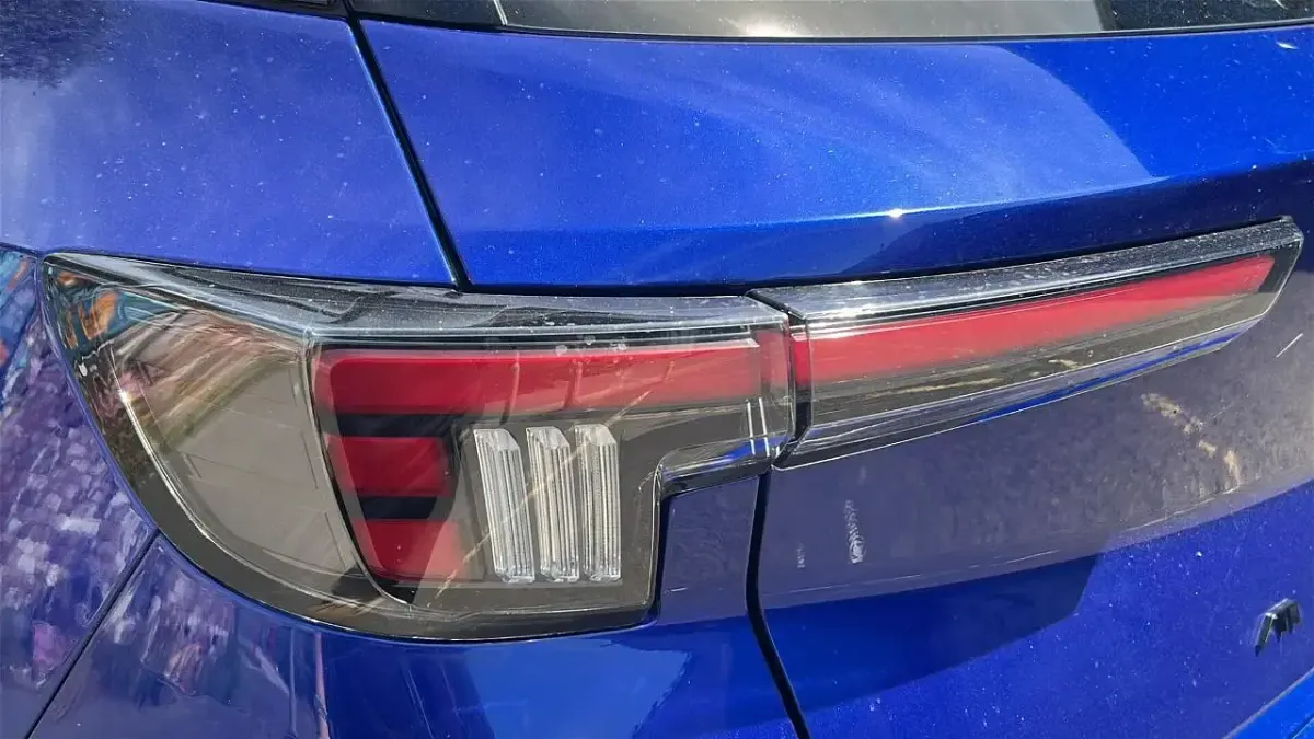 Used Vauxhall Mokka Ultimate 128 HP (94 kW) 2025 Blue SUV
