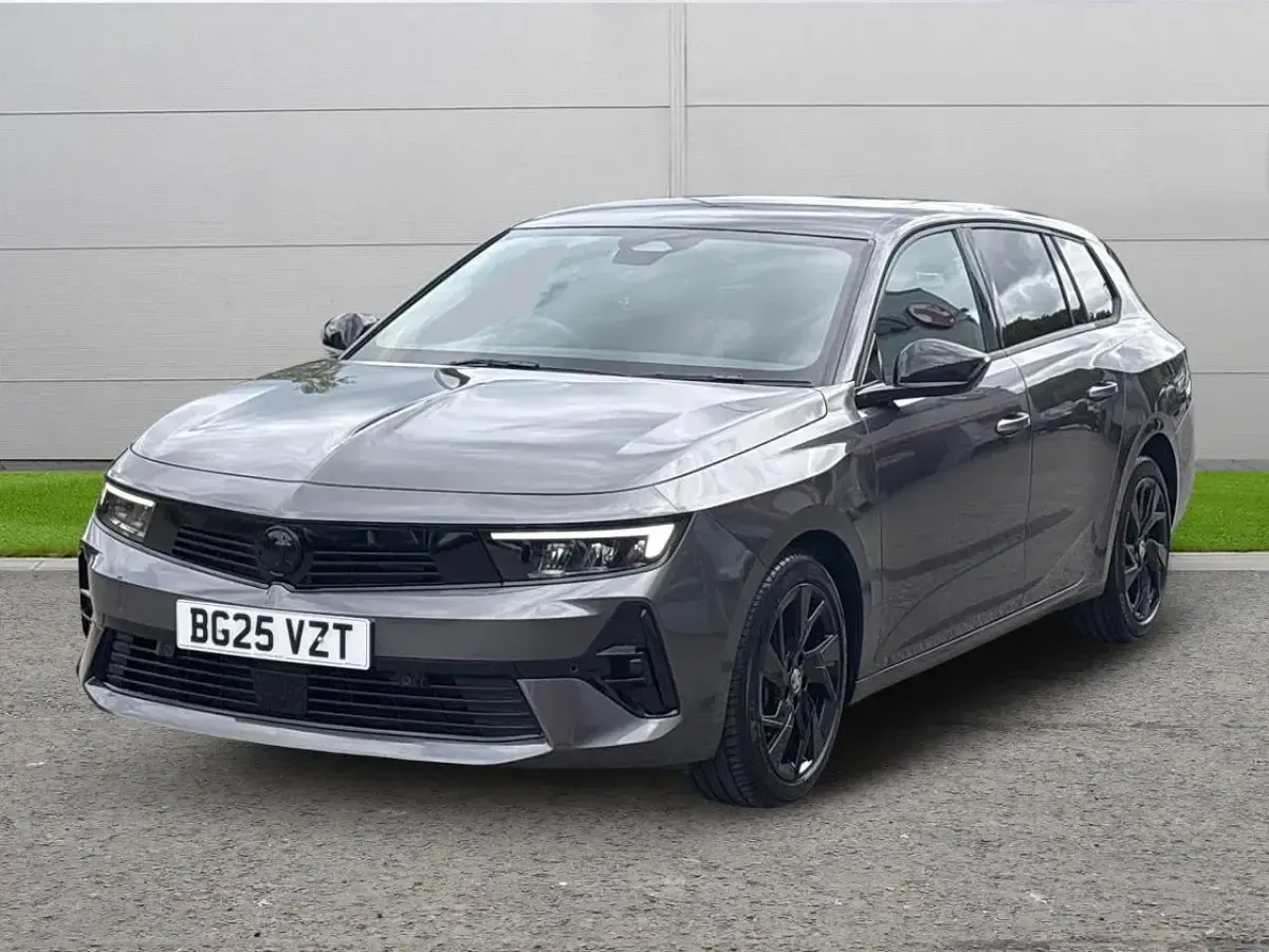 Used Vauxhall Astra S 128 HP (94 kW) 2025 Grey Estate