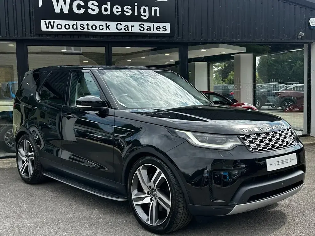 Used Land Rover Discovery S 300 HP (220 kW) 2023 Black SUV