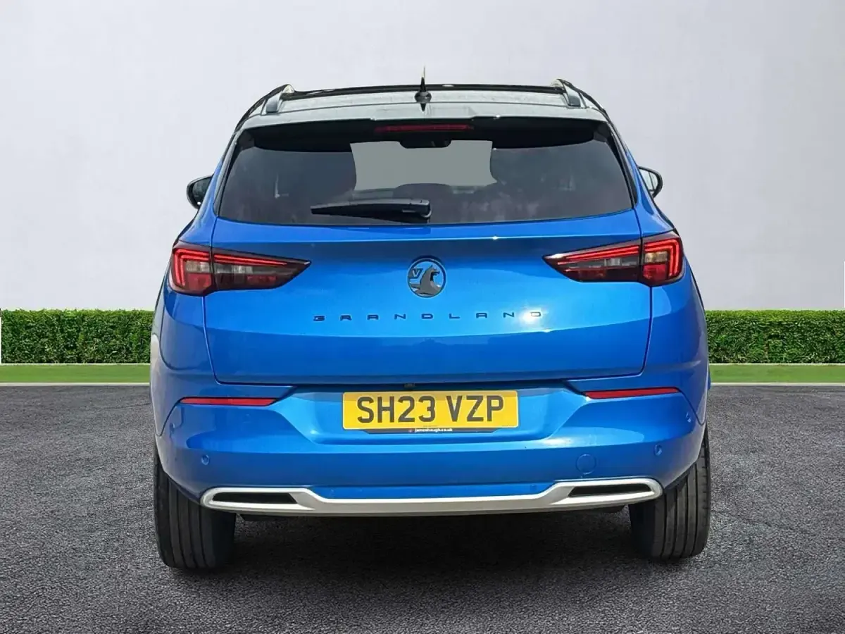 Used Vauxhall Grandland X Ultimate 130 HP (95 kW) 2023 Blue SUV