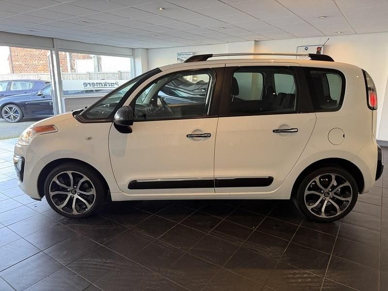 Used Citroën C3 Picasso Platinum 2016 White MPV