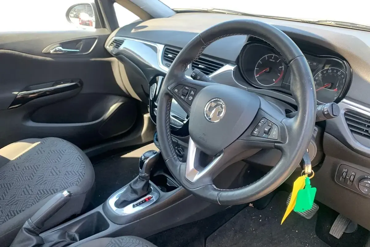 Used Vauxhall Corsa 90 HP (66 kW) 2017 Grey Hatchback