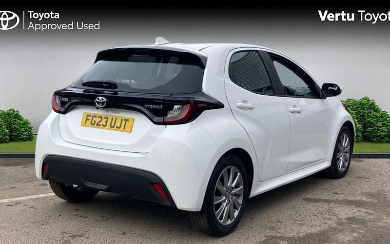 Used Toyota Yaris Hybrid 116 HP (85 kW) 2026 Hatchback