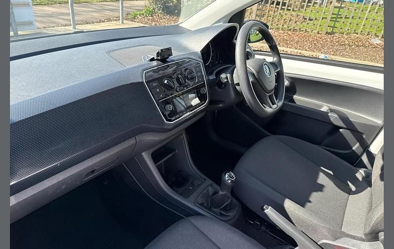 Used VW up! Black Edition 65 HP (47 kW) 2023 White Hatchback