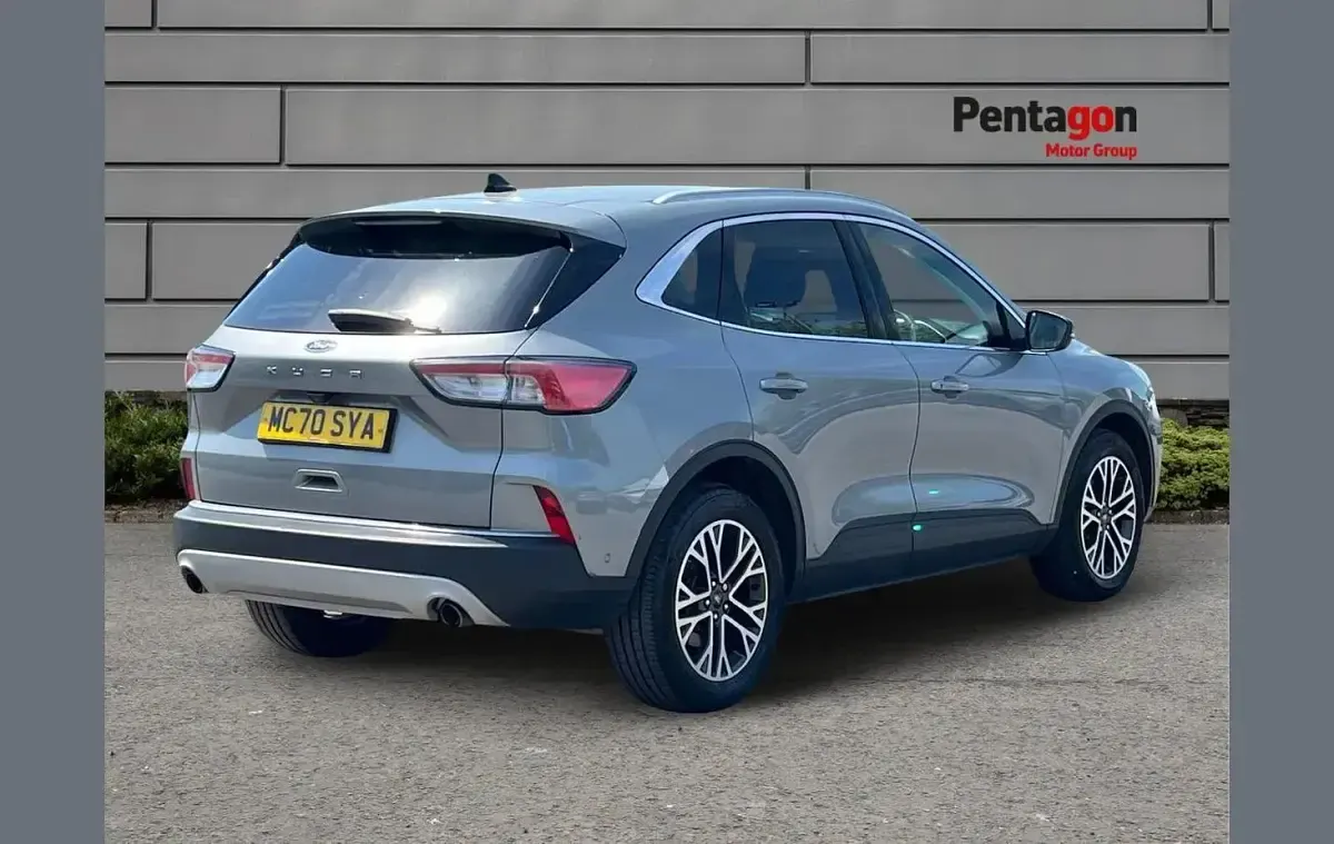 Used Ford Kuga Titanium 120 HP (88 kW) 2020 Silver SUV