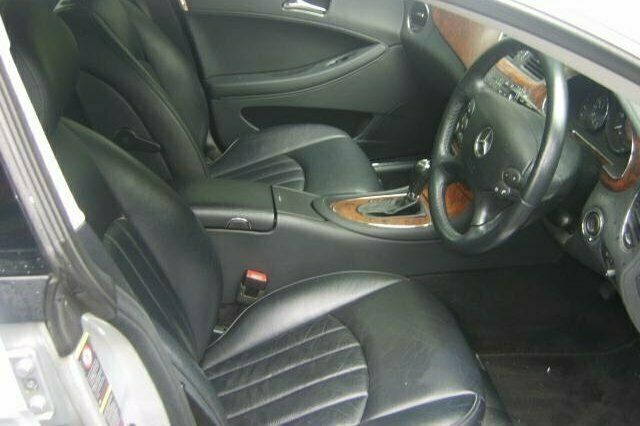 Used Mercedes CLS320 2005 Sedan