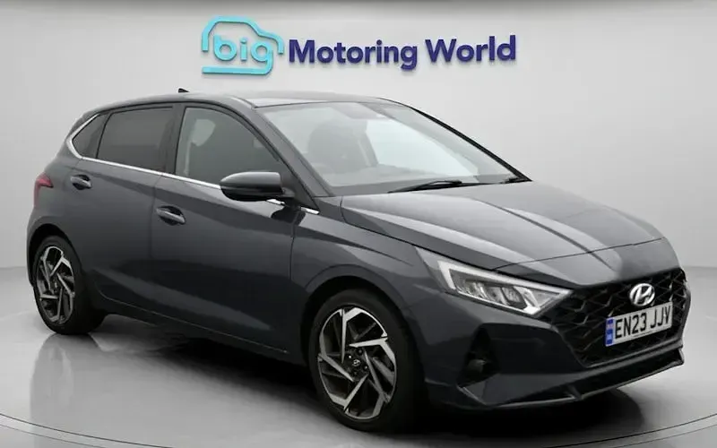 Used Hyundai i20 Premium 101 HP (74 kW) 2023 Hatchback