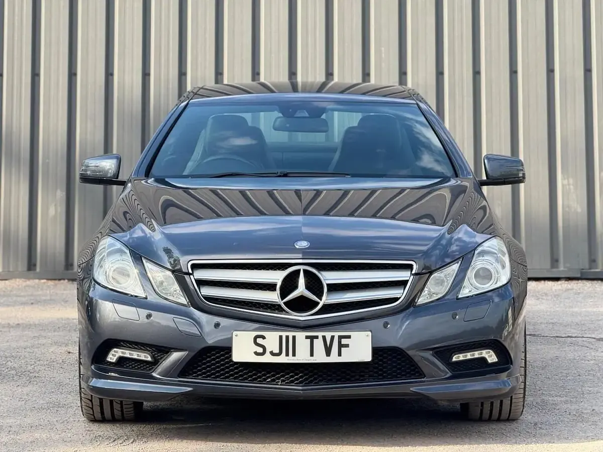 Used Mercedes E220 167 HP (122 kW) 2011 Grey Coupe