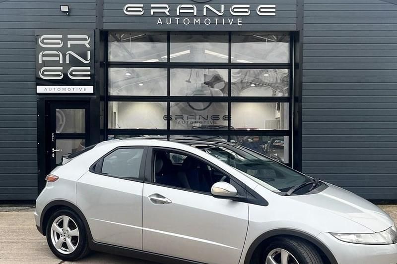 Used Honda Civic ES 138 HP (101 kW) 2009 Silver Hatchback